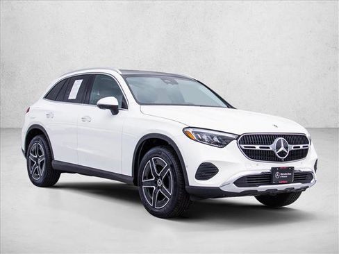 Certified 2026 Mercedes-Benz GLC 300 4MATIC image 3