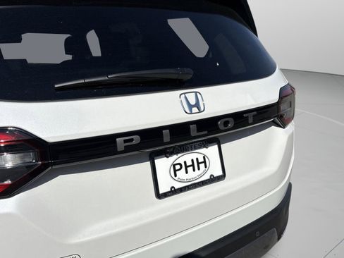 Certified 2026 Honda Pilot EX-L image 33
