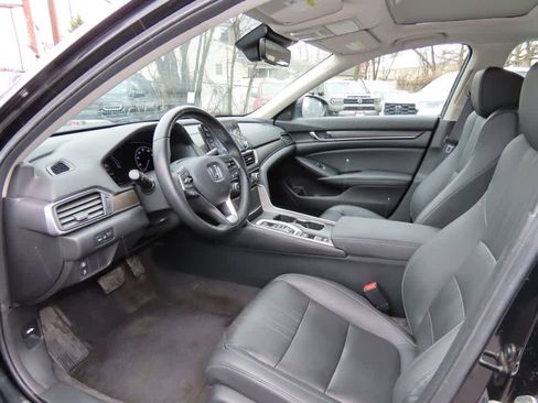 Used 2020 Honda Accord EX-L image 2