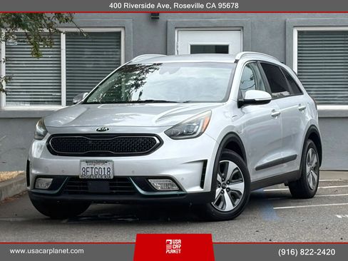 Used 2018 Kia Niro EX Premium image 1