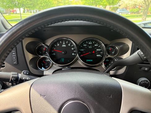 Used 2014 RAM 1500 Tradesman w/ Popular Equipment Group AWD/4WD image 3