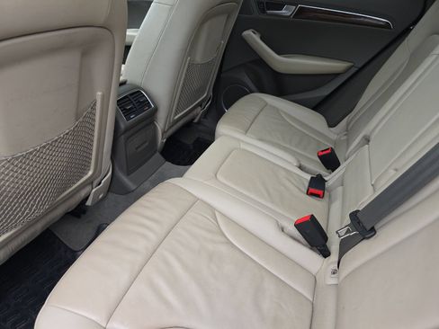 Used 2011 Audi Q5 3.2 Prestige AWD/4WD image 11