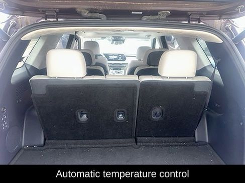 Used 2023 Hyundai Palisade Calligraphy image 10