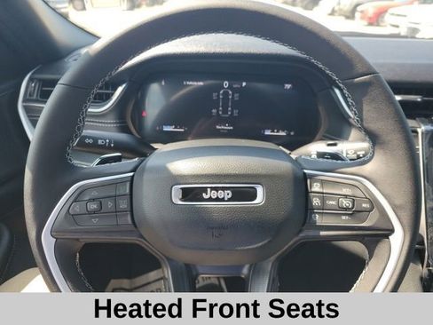 New 2025 Jeep Grand Cherokee L Altitude image 15