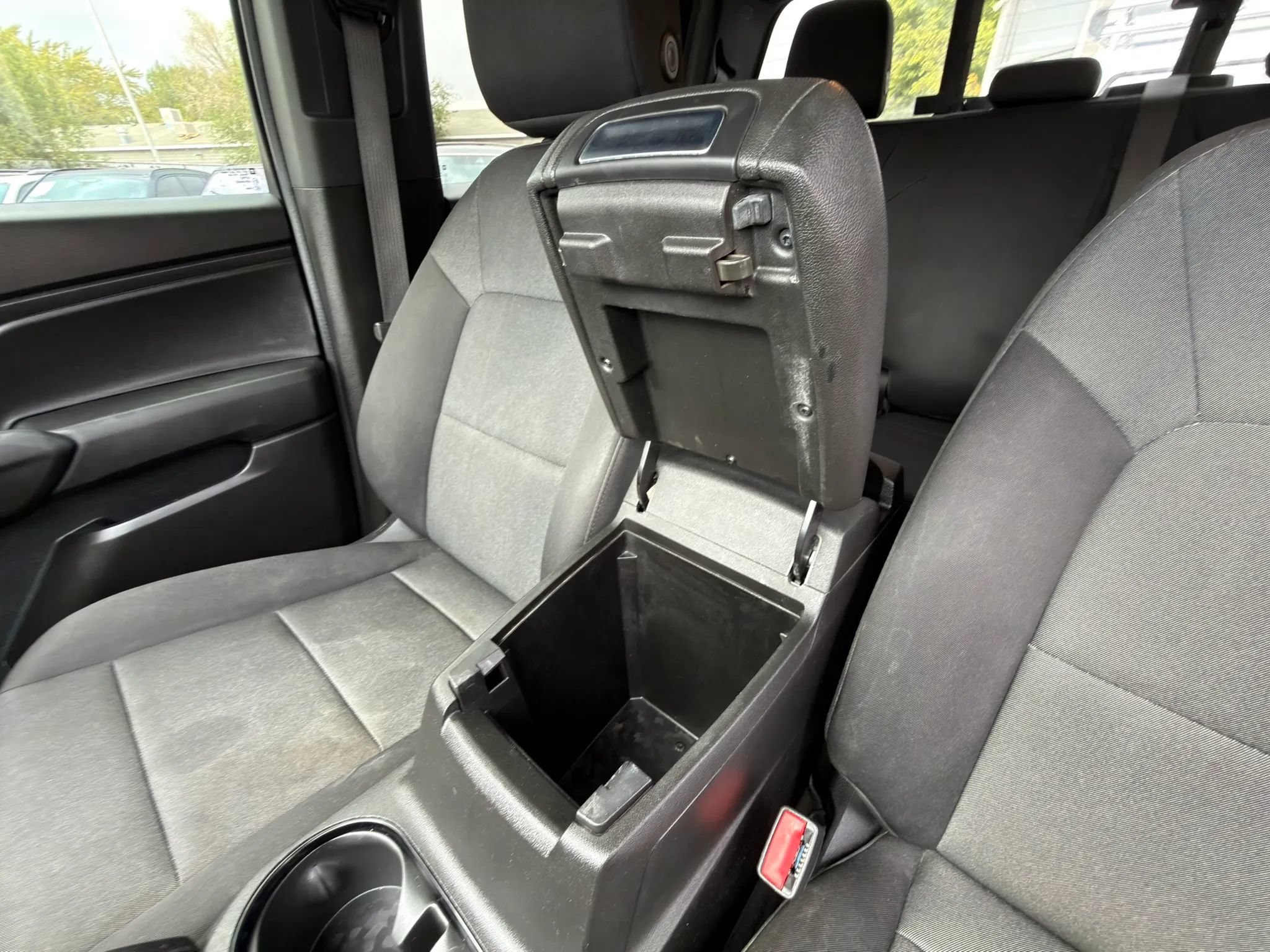 Used 2023 Chevrolet Colorado Trail Boss w/ Technology Package AWD/4WD image 19