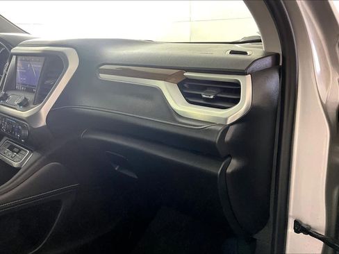 Used 2020 GMC Acadia SLE FWD image 18