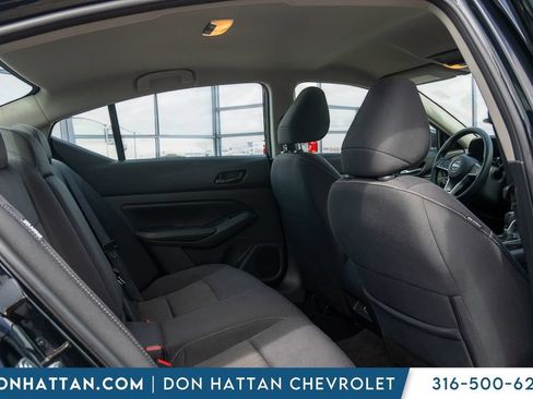 Used 2025 Nissan Altima 2.5 SV AWD/4WD image 21