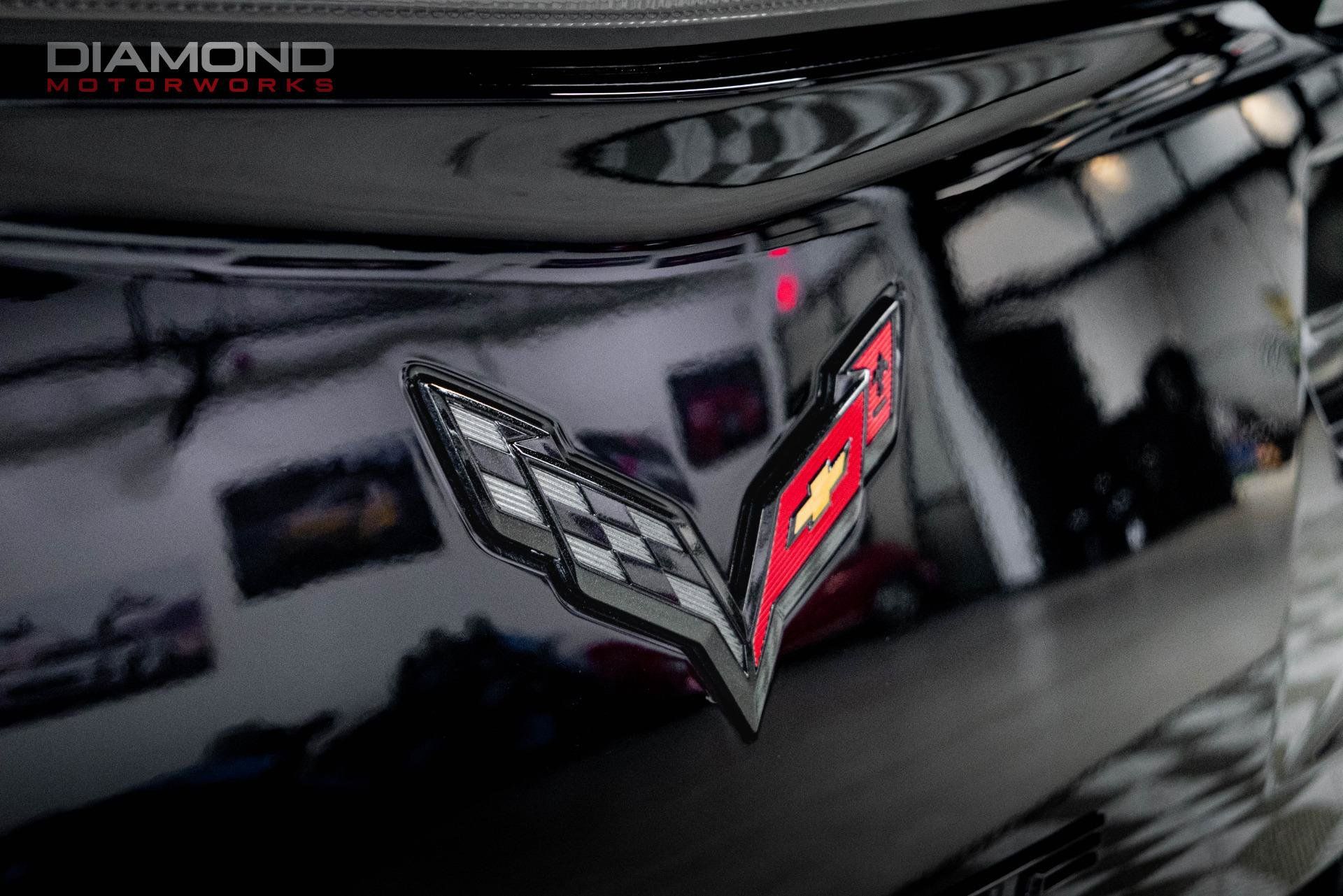 Used 2015 Chevrolet Corvette Z06 w/ 3LZ Preferred Equipment Group RWD image 37