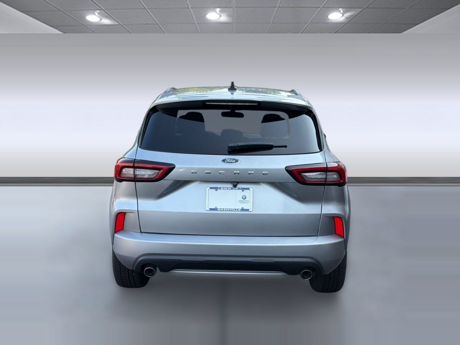 Used 2024 Ford Escape ST-Line w/ Cold Weather Package FWD image 10