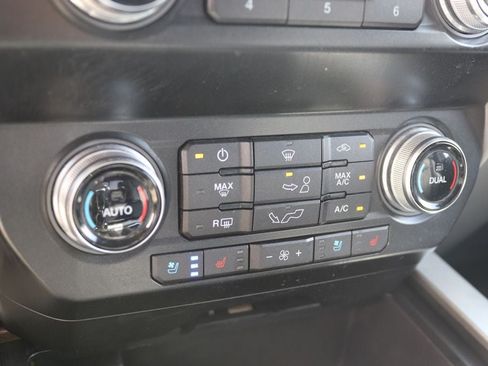 Used 2019 Ford F150 Lariat w/ Equipment Group 502A Luxury AWD/4WD image 53