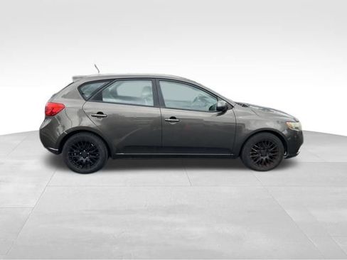 Used 2011 Kia Forte EX FWD image 8