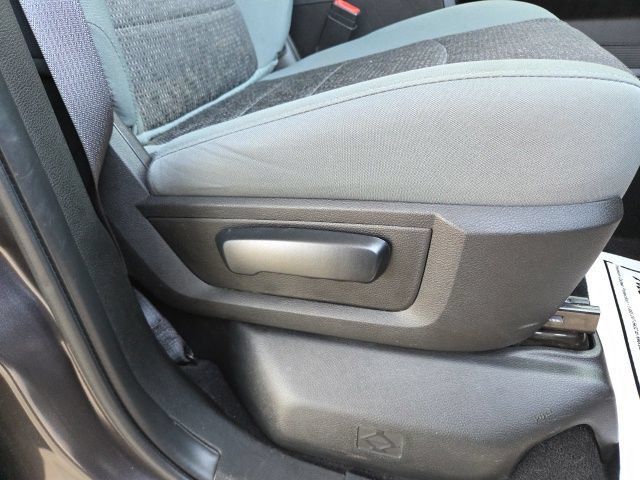Used 2020 RAM 1500 Warlock AWD/4WD image 53