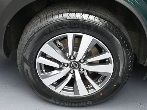 Used 2023 Nissan Pathfinder SL image 5