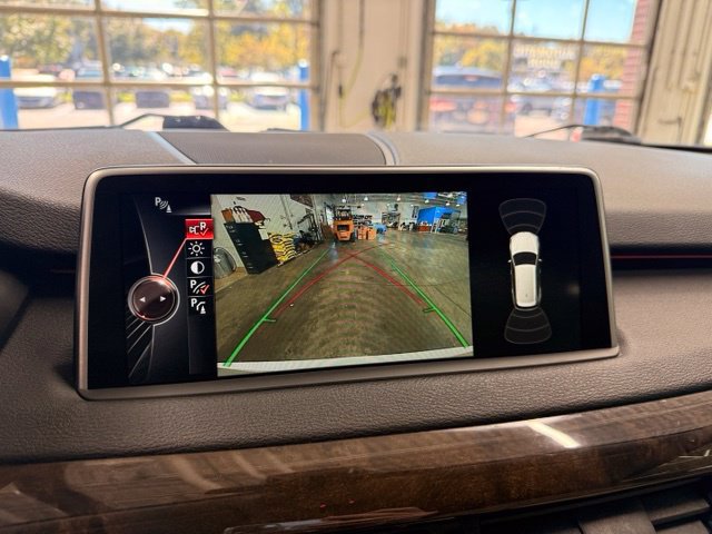 Used 2015 BMW X5 xDrive50i AWD/4WD image 14