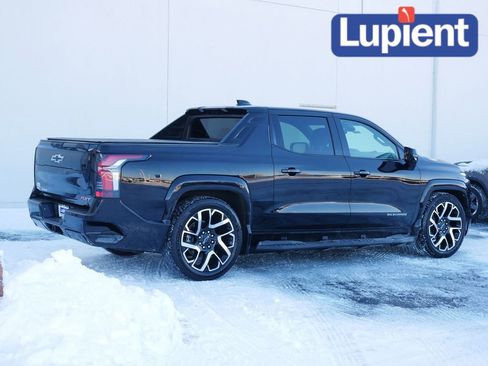 Used 2024 Chevrolet Silverado EV RST image 3