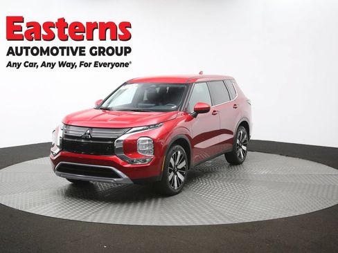 Used 2025 Mitsubishi Outlander SE FWD image 54