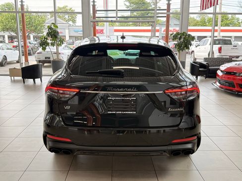 Used 2023 Maserati Levante Modena S AWD/4WD image 11