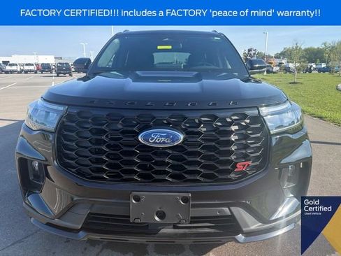 Used 2025 Ford Explorer ST AWD/4WD image 4