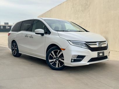 Used 2018 Honda Odyssey Elite