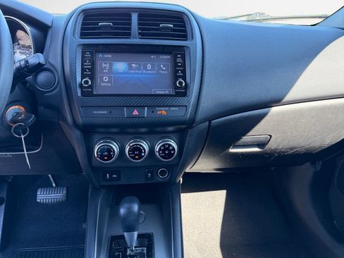Used 2021 Mitsubishi Outlander Sport ES FWD image 22