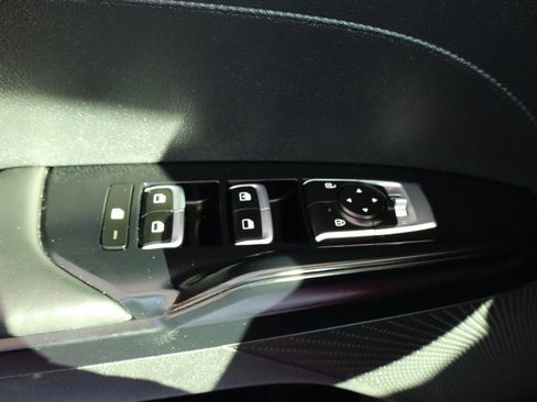 Used 2021 Kia K5 LX image 27