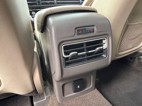 Used 2020 Lincoln Corsair FWD w/ Premium Package image 15