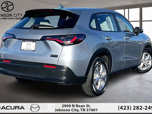 Used 2024 Honda HR-V LX image 2