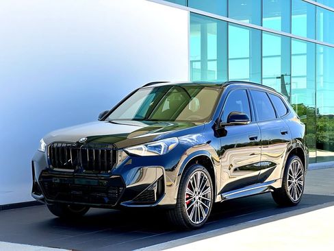 New 2026 BMW X1 xDrive28i w/ Technology Package image 9