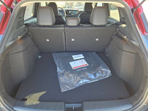 Used 2026 Nissan Kicks SR w/ Cold Weather Package AWD/4WD image 14