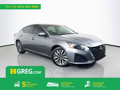 Used 2023 Nissan Altima 2.5 SV
