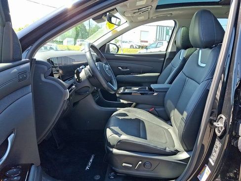 Used 2025 Hyundai Tucson Limited AWD/4WD image 13