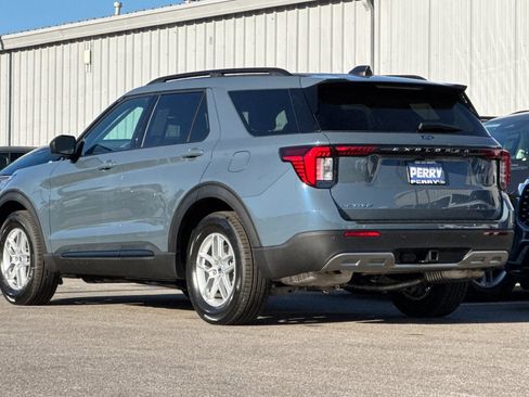 New 2026 Ford Explorer Active w/ Active Comfort Package image 5