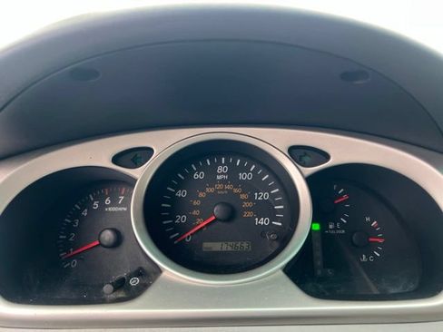 Used 2006 Toyota Highlander Limited w/ Leather Trim Pkg AWD/4WD image 17