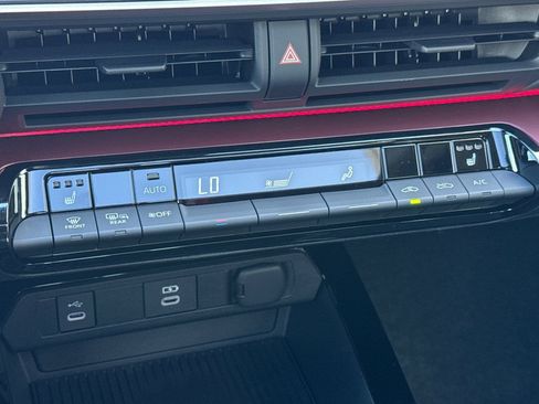 New 2026 Toyota Prius Plug-In Hybrid image 24