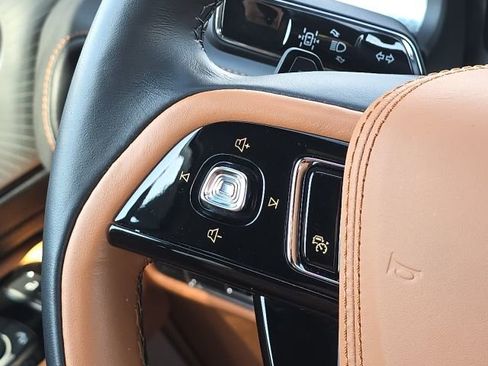 Used 2023 Lincoln Aviator Black Label w/ Dynamic Handling Package image 40