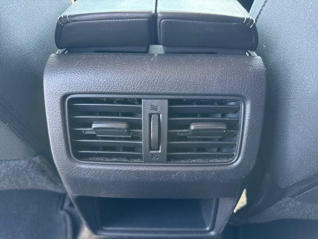 Used 2024 Nissan Rogue S AWD/4WD image 22