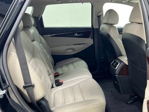 Used 2018 Kia Sorento EX w/ EX Advanced Touring Package AWD/4WD image 34