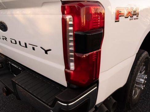 Used 2023 Ford F350 Lariat w/ Lariat Ultimate Package image 43