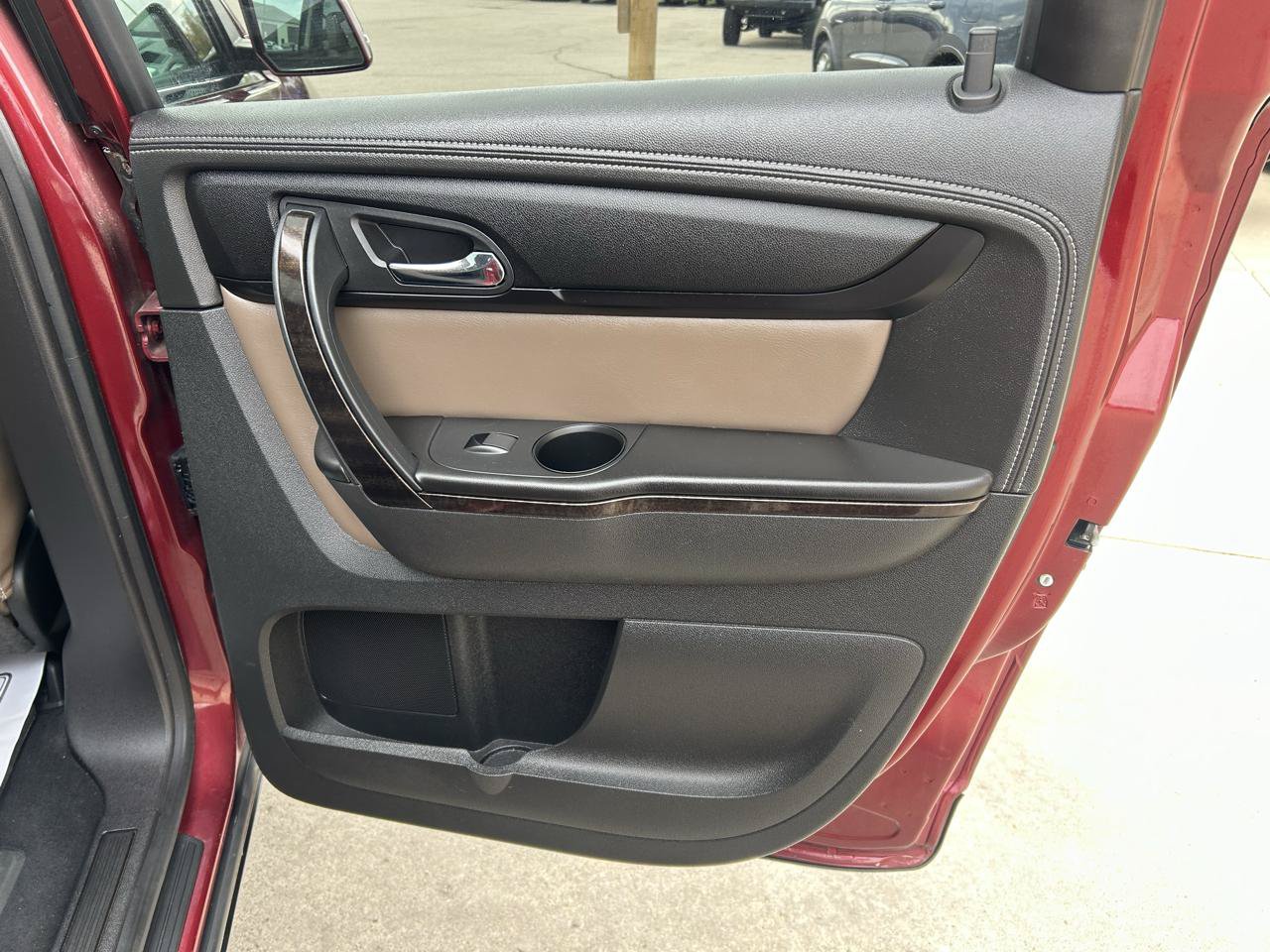 Used 2015 GMC Acadia SLT w/ Open Road Package AWD/4WD image 16