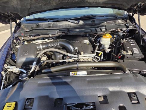 Used 2016 RAM 1500 Classic SLT AWD/4WD image 10