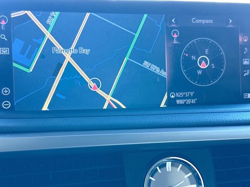 Used 2022 Lexus RX 350 FWD w/ Premium Package image 13