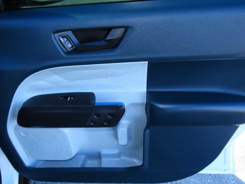 Certified 2025 Ford Maverick XLT w/ XLT Luxury Package image 20