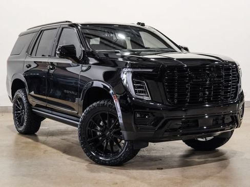 Used 2026 GMC Yukon Denali w/ Sun & Power Step Package AWD/4WD image 4