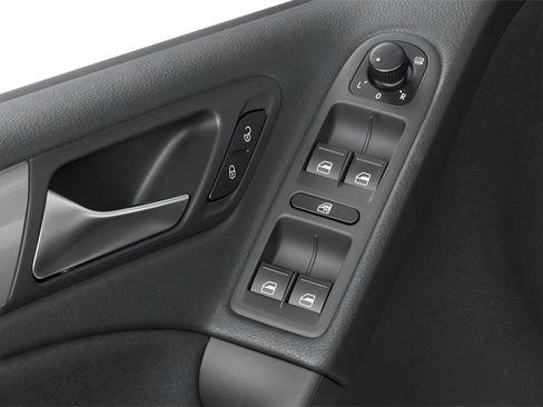 Used 2013 Volkswagen Golf TDI FWD image 13