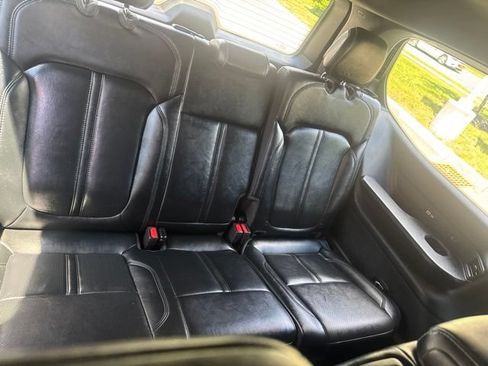 Used 2022 Jeep Wagoneer Series III AWD/4WD image 19
