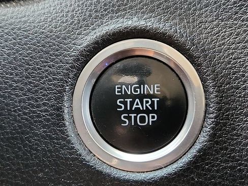 Used 2023 Toyota Tundra SR5 AWD/4WD image 18