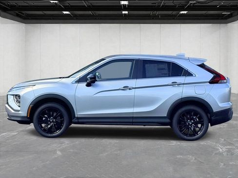 New 2026 Mitsubishi Eclipse Cross LE AWD/4WD image 8