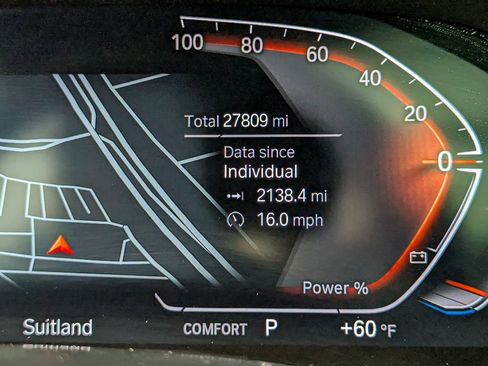 Used 2022 BMW X6 xDrive40i w/ M Sport Package image 36