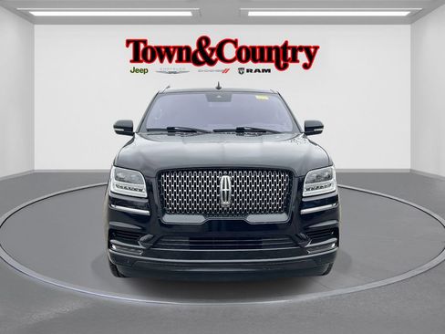 Used 2020 Lincoln Navigator L Reserve w/ Equipment Group 201A Reserve image 2