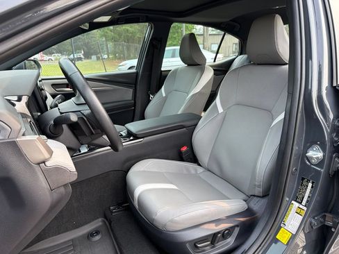 Used 2025 Toyota Camry SE w/ Multimedia Upgrade Package FWD image 18